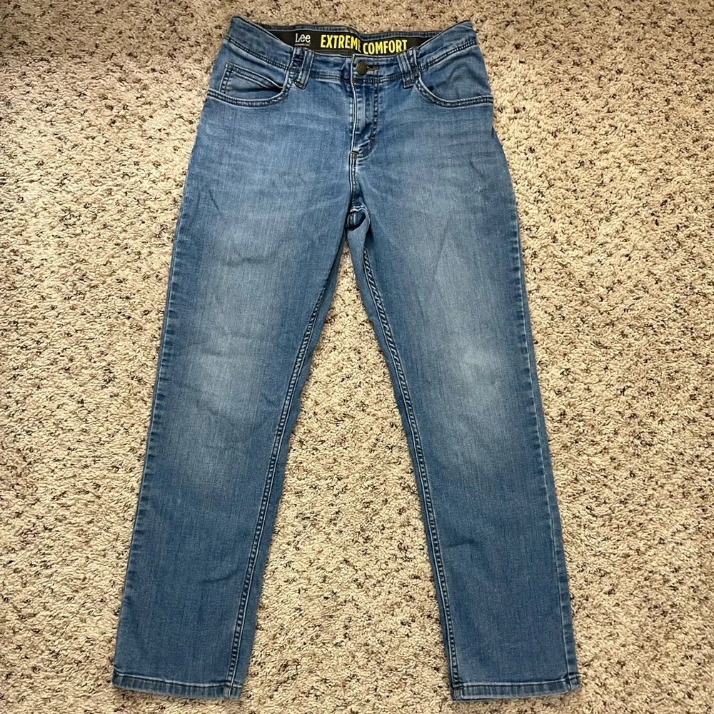 Lee Extreme Comfort Boys Jeans Size 14 | Straight Leg | Light Blue Denim - Picture 4 of 5